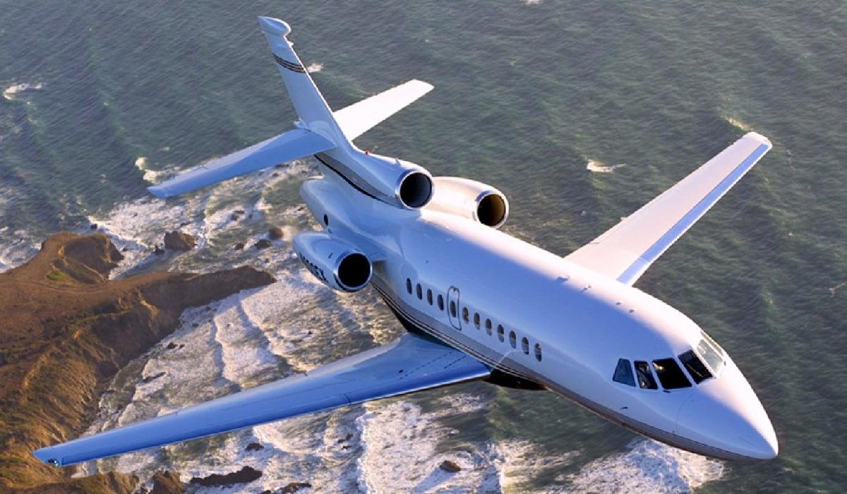 A Guide to Chartering a Dassault Falcon 900 Private Jet